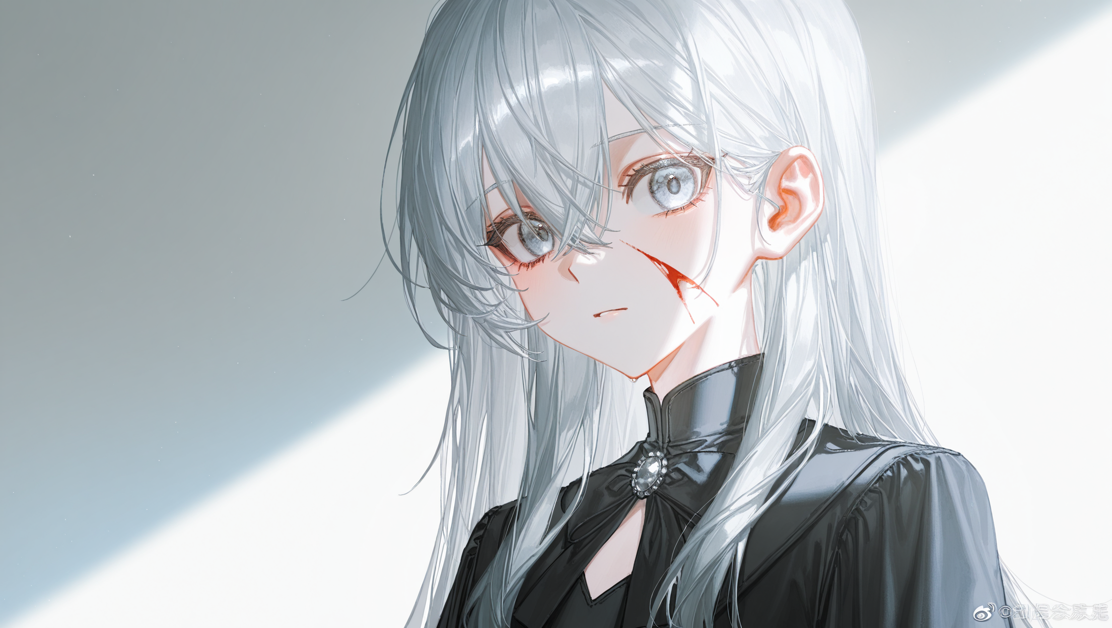 見つめる