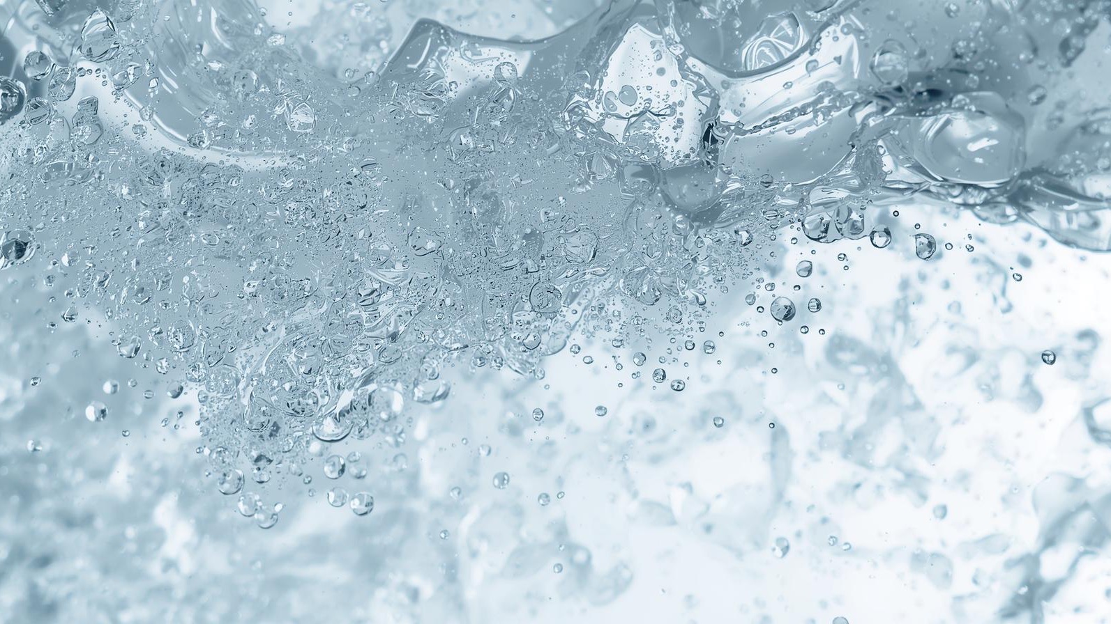 青い水槽