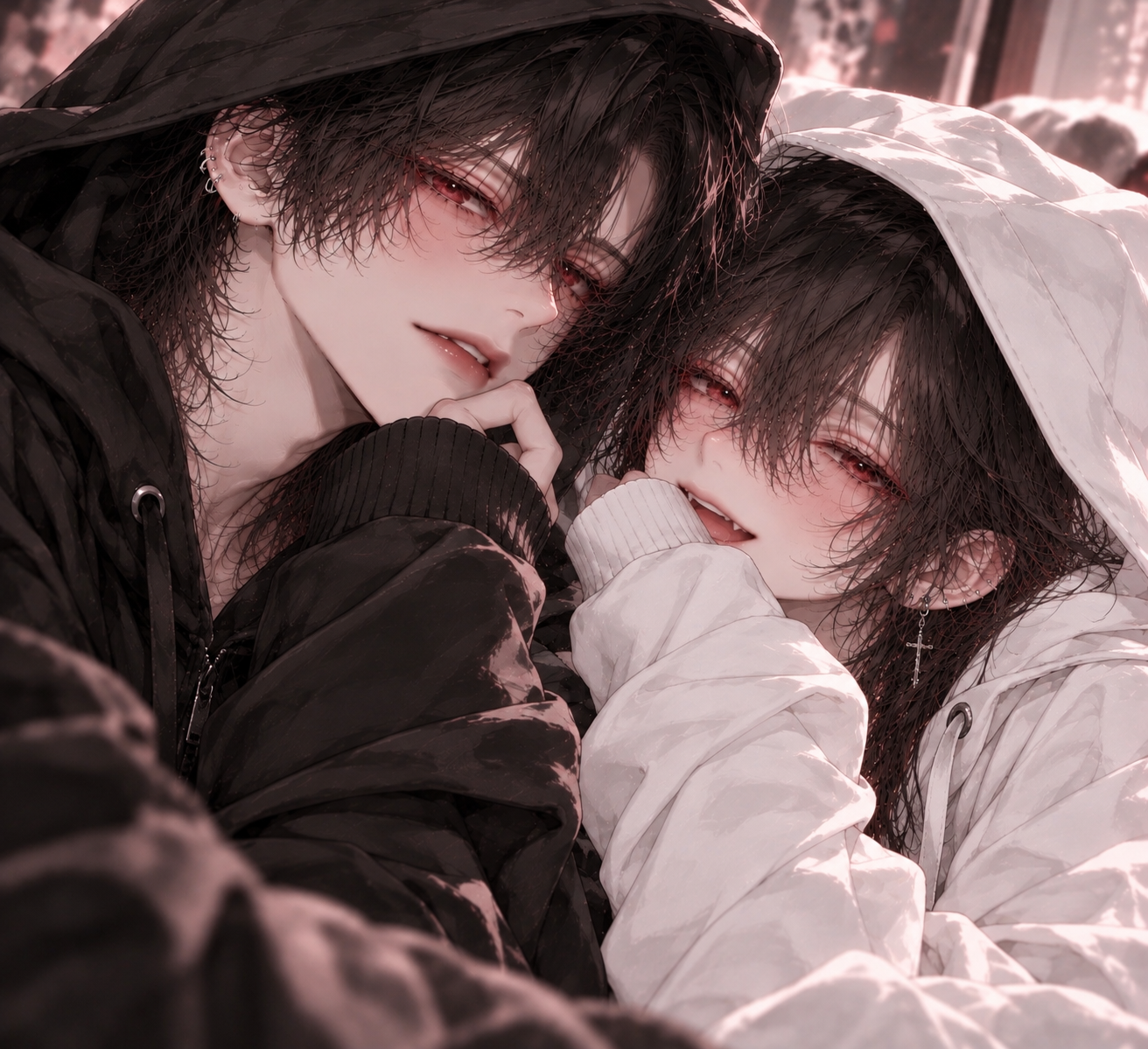 微笑む2人